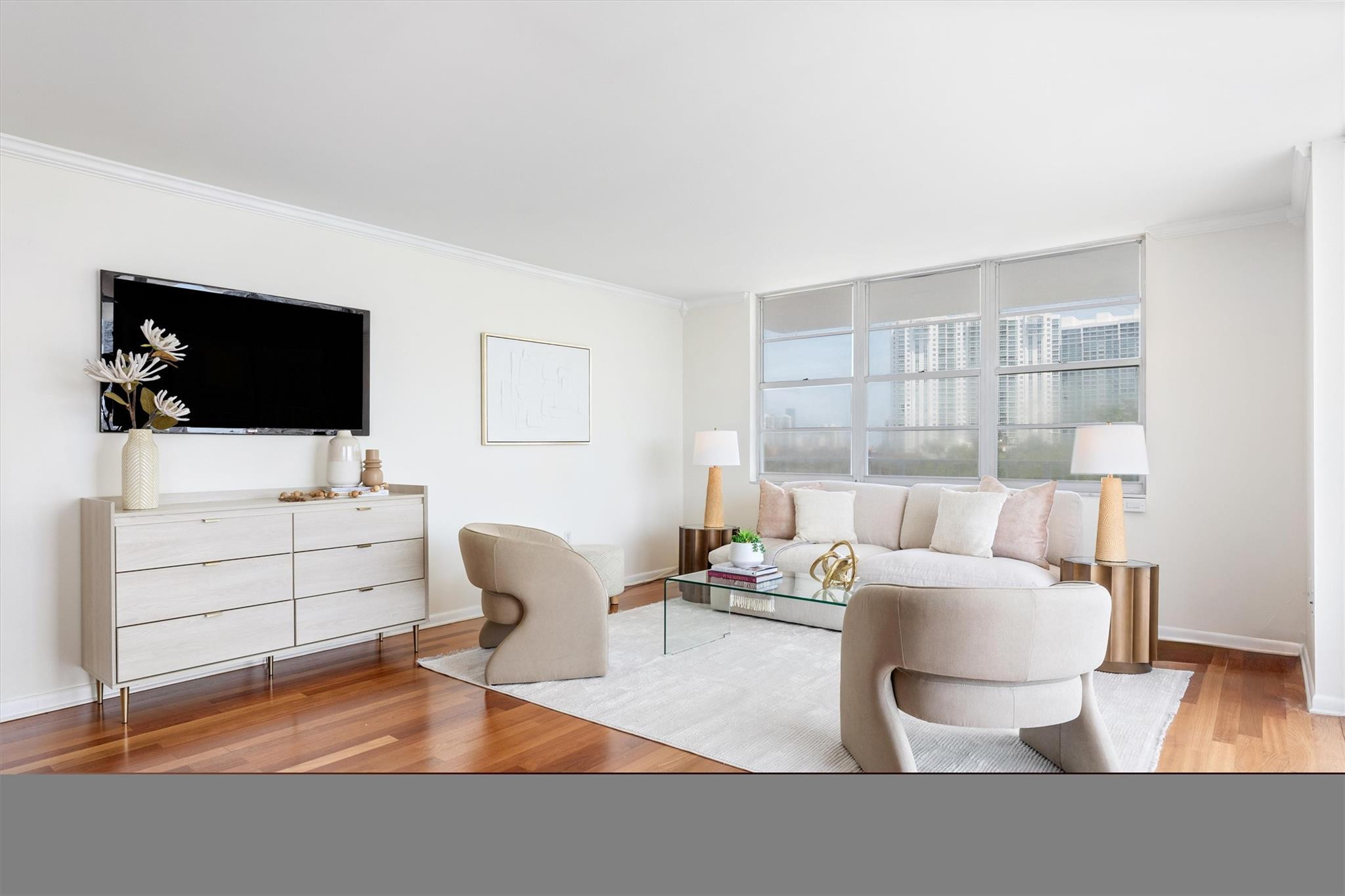 2851 NE 183rd Street 617