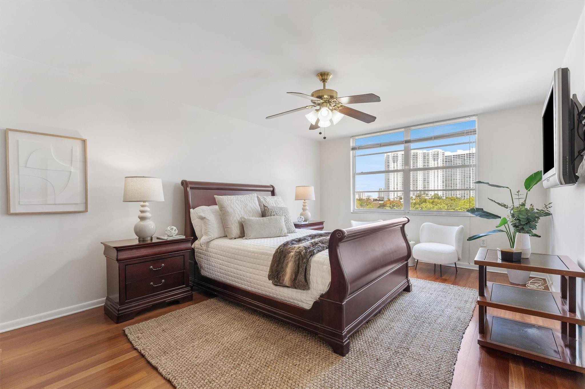 2851 NE 183rd Street 617