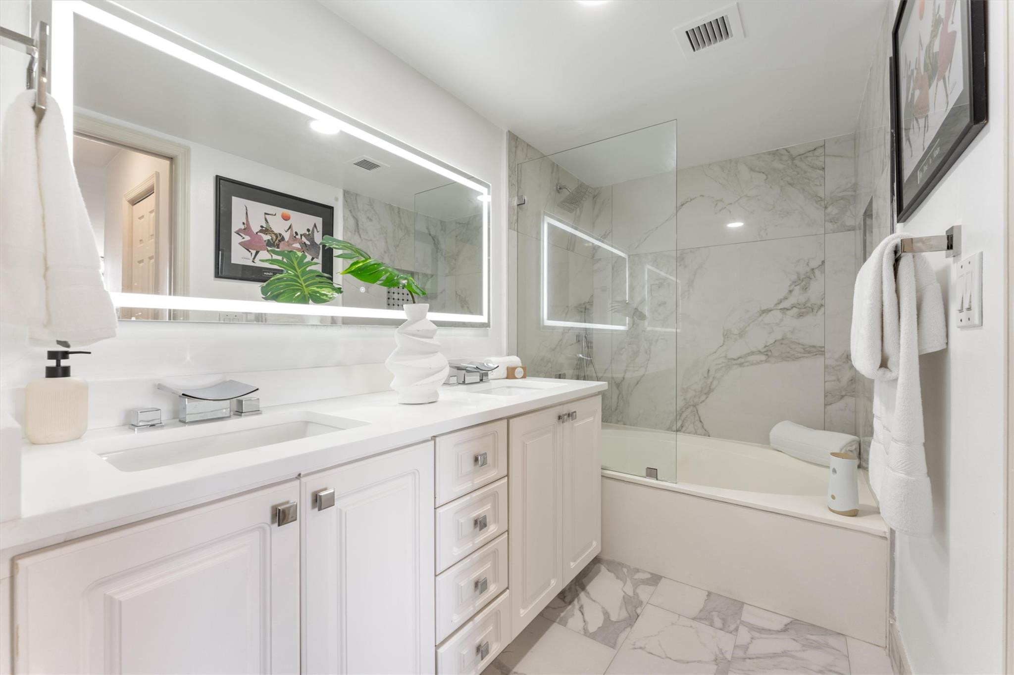 2851 NE 183rd Street 617