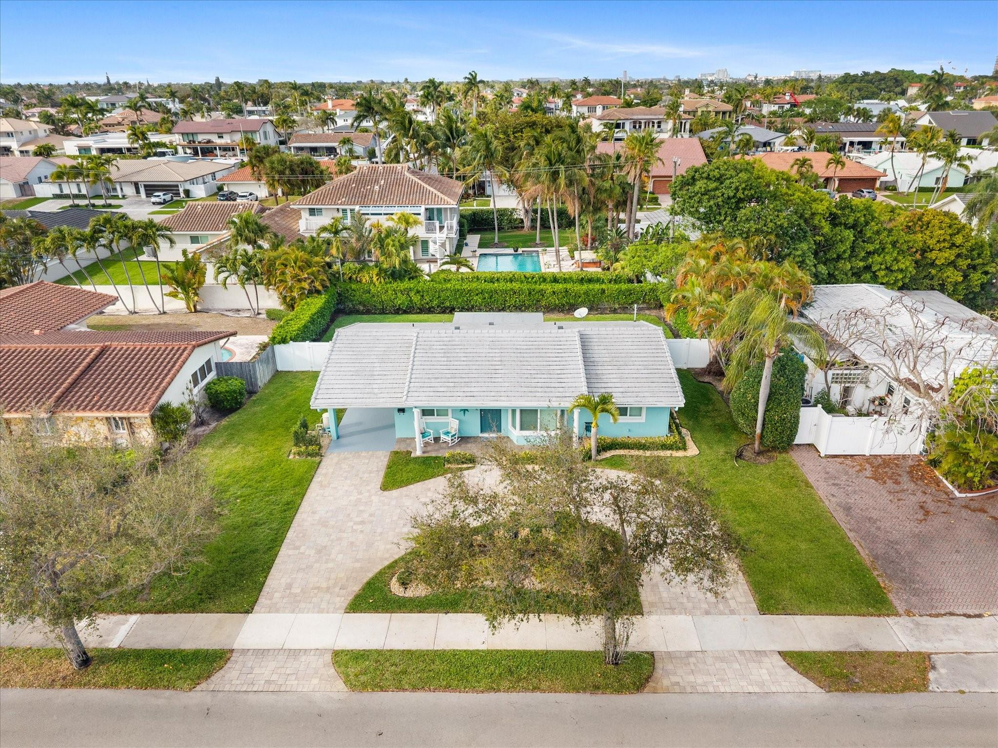 2811 NE 45th Street