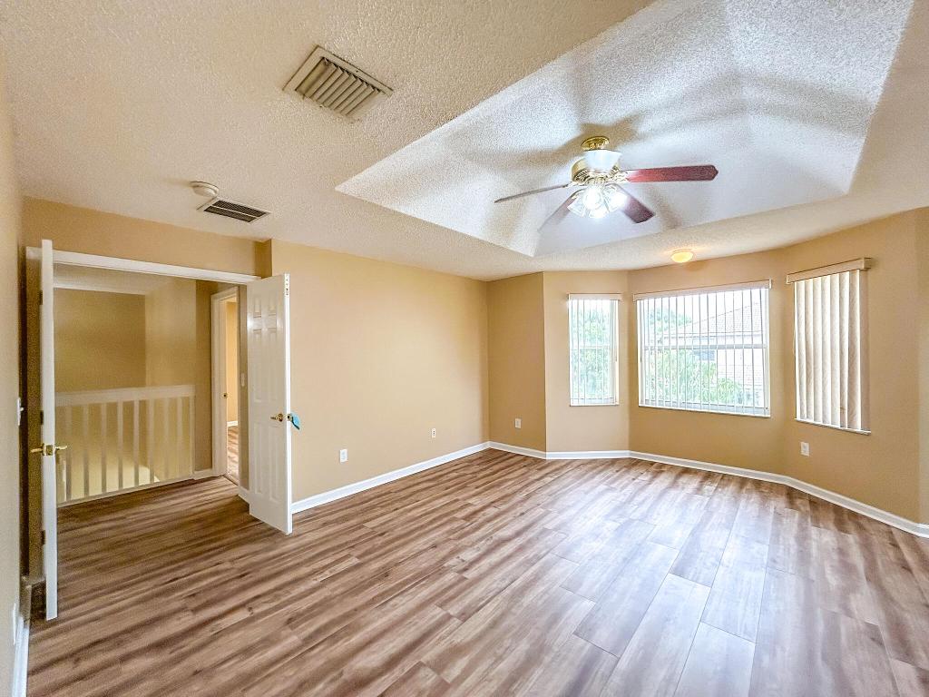 1508 Running Oak Lane