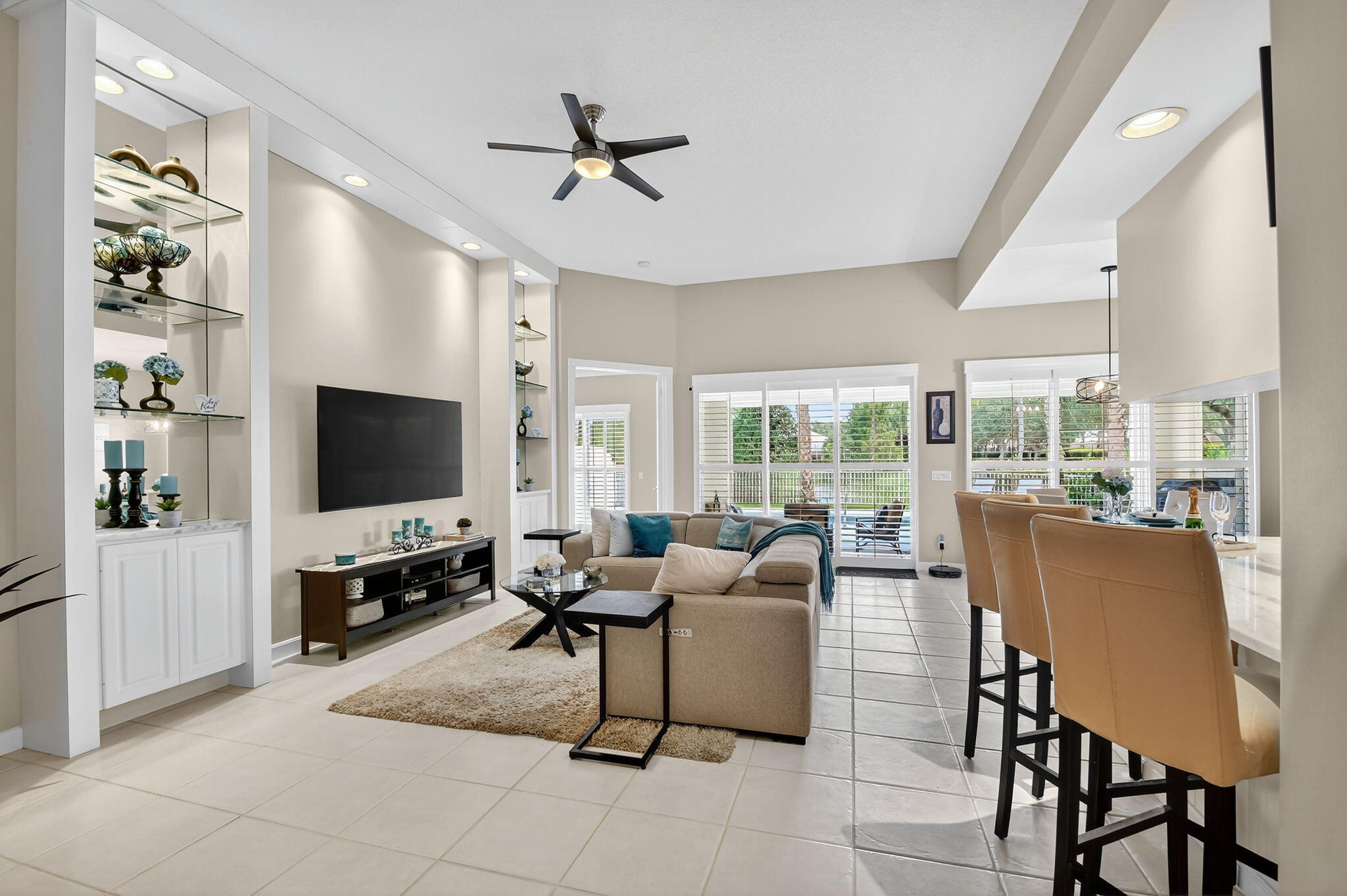 8015 Laborie Lane