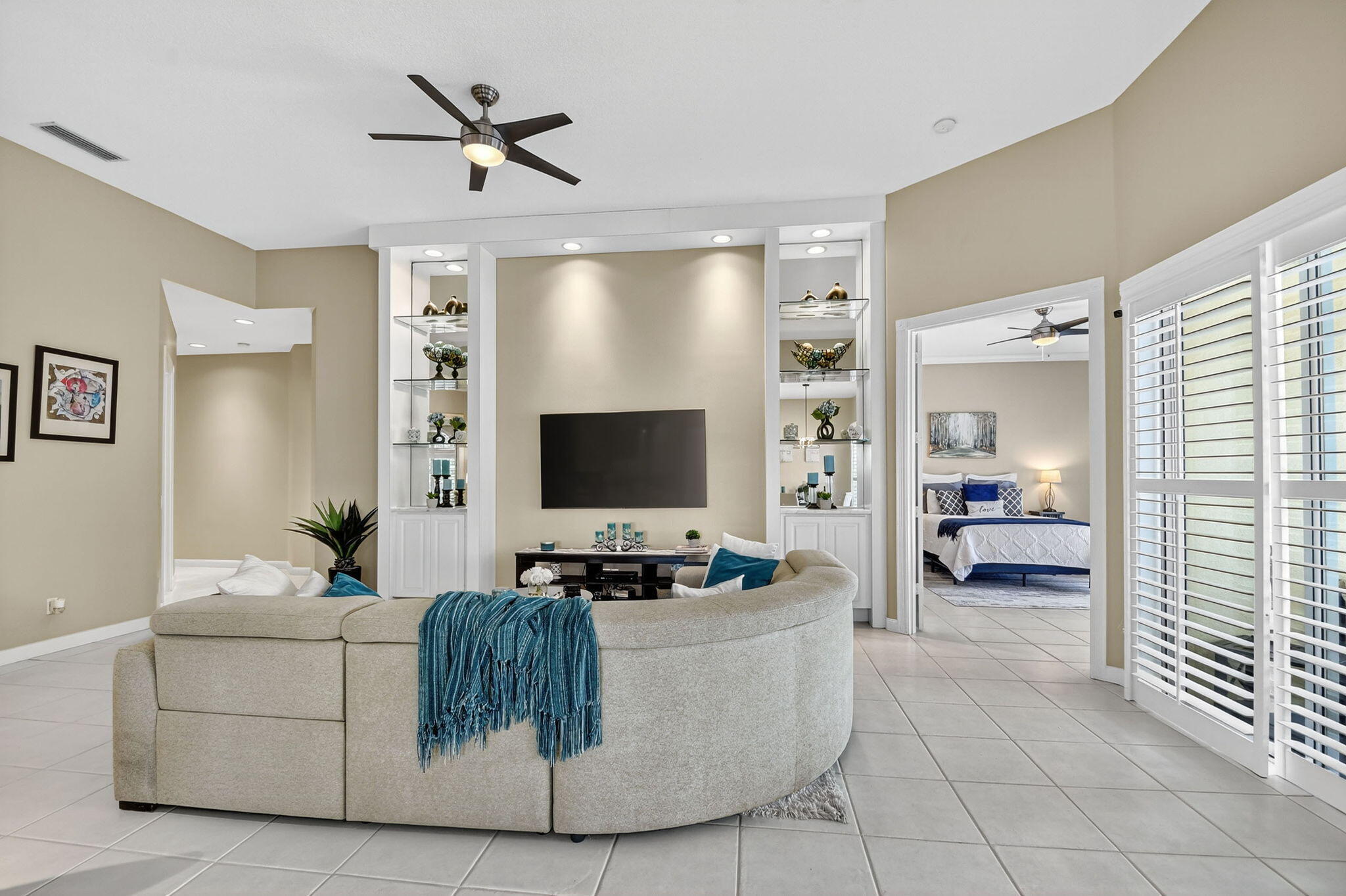 8015 Laborie Lane