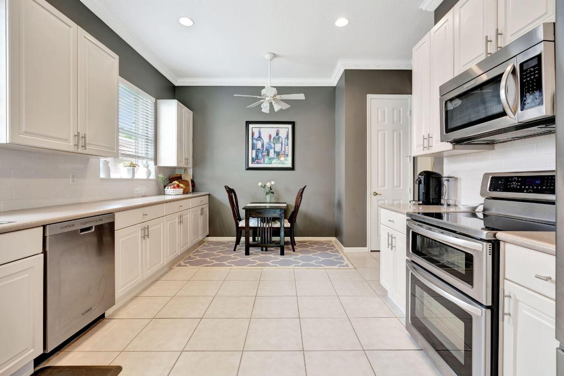 9132 Bay Harbour Circle