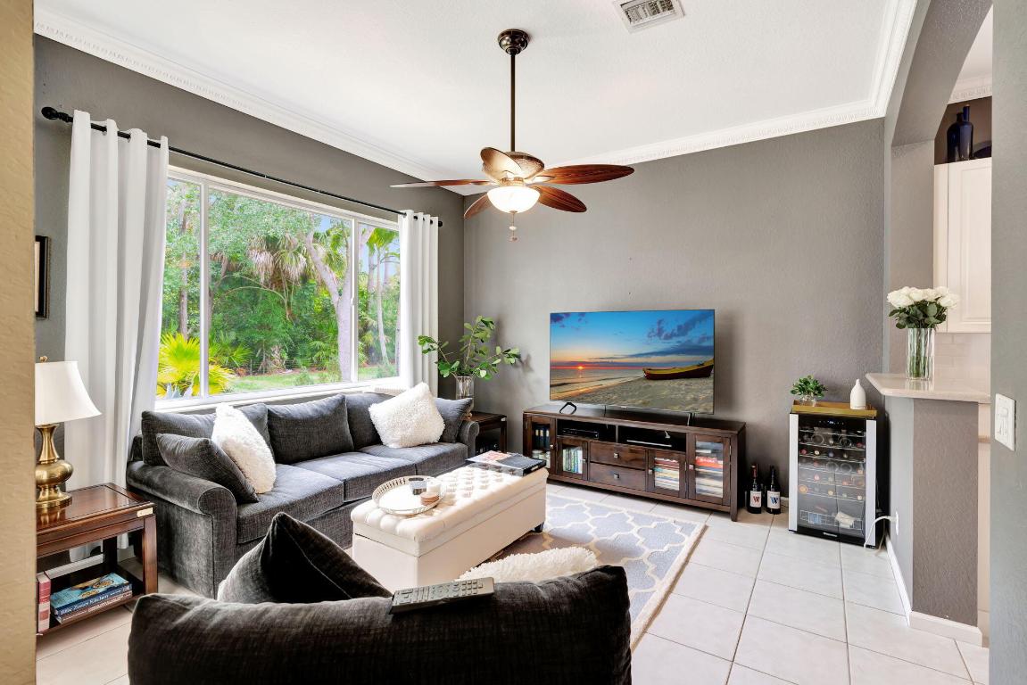 9132 Bay Harbour Circle