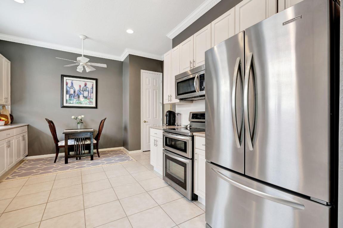 9132 Bay Harbour Circle