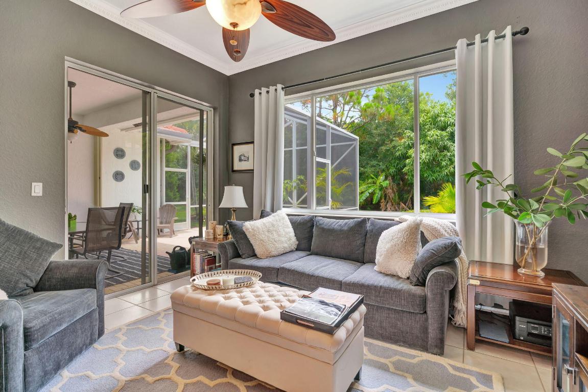 9132 Bay Harbour Circle