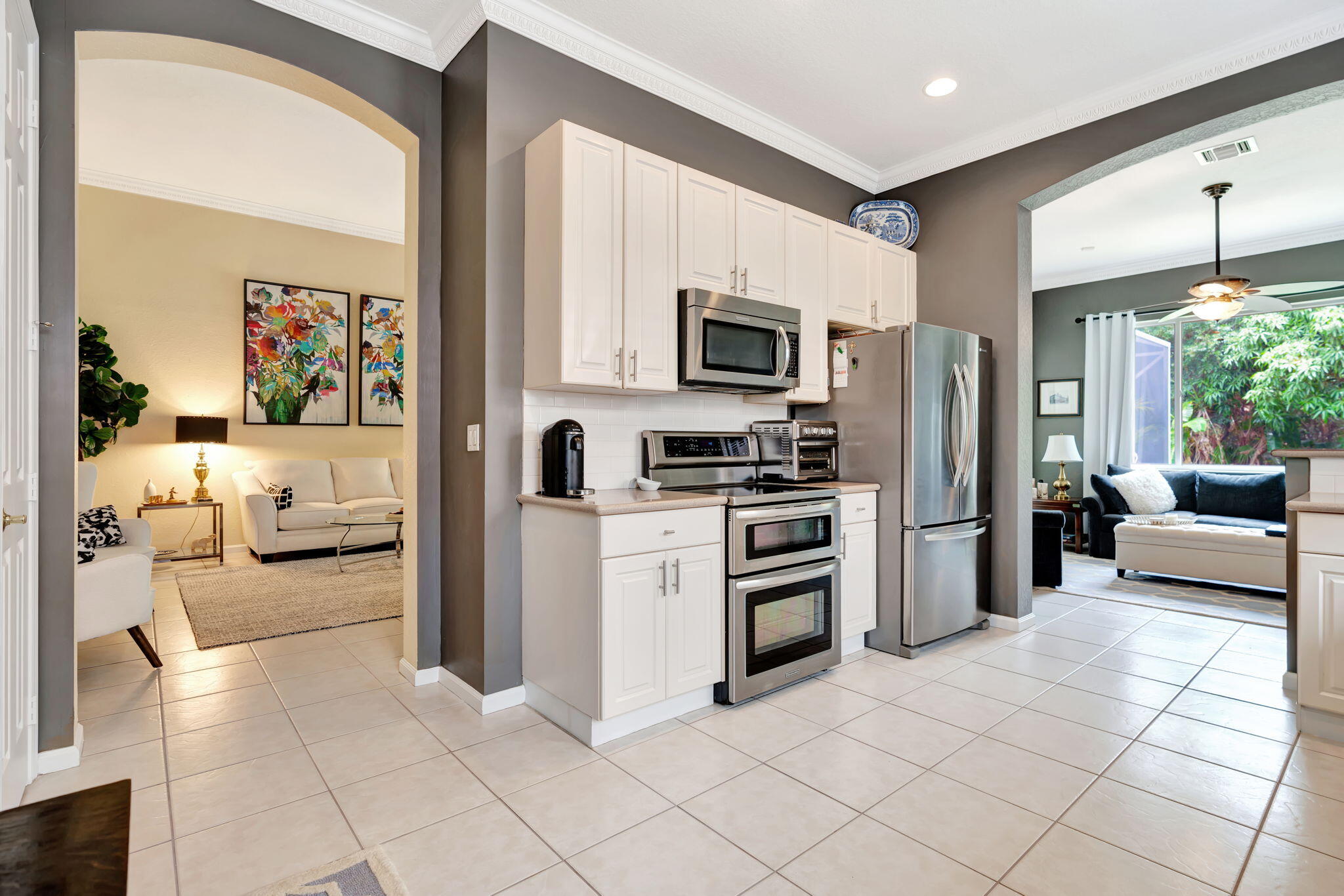 9132 Bay Harbour Circle