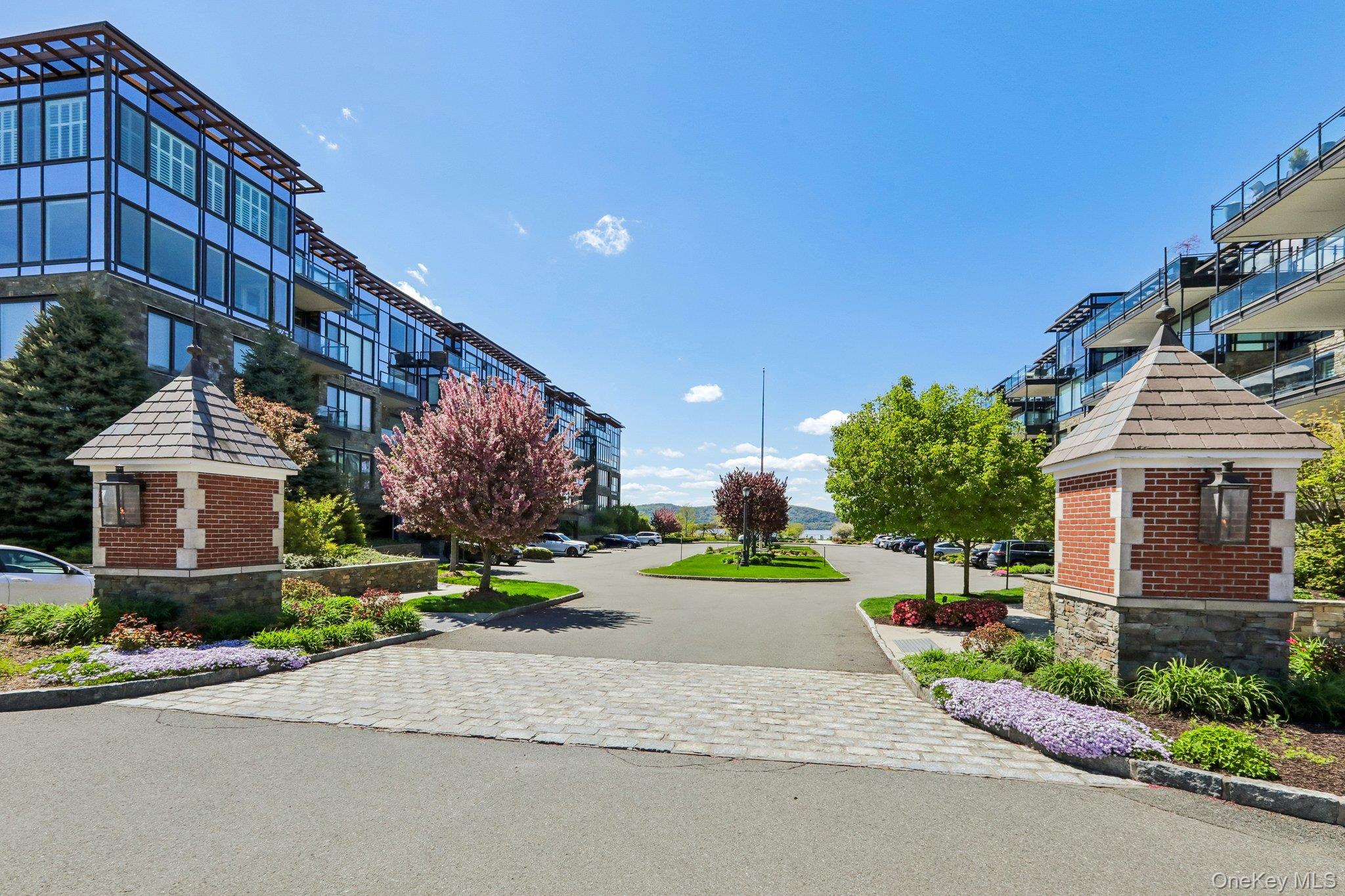 16 Rivers Edge Drive Unit: 310