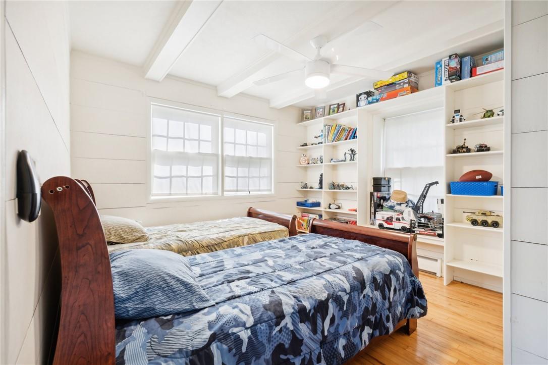 8 Oak Tree Drive
