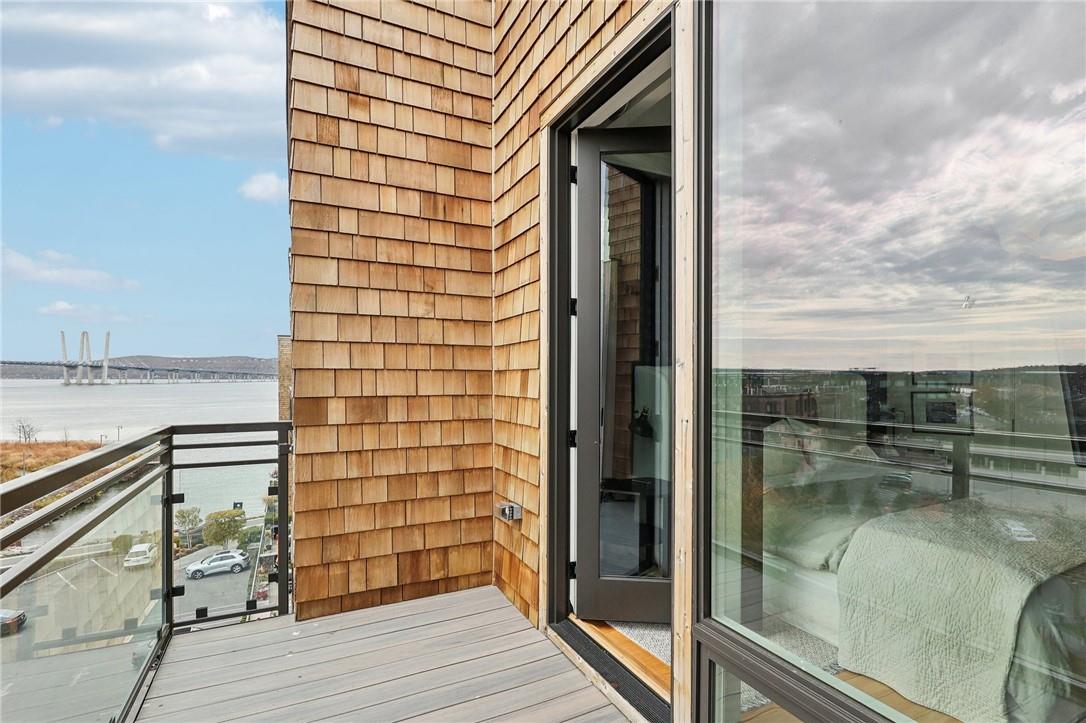 11 River Street Unit: 401