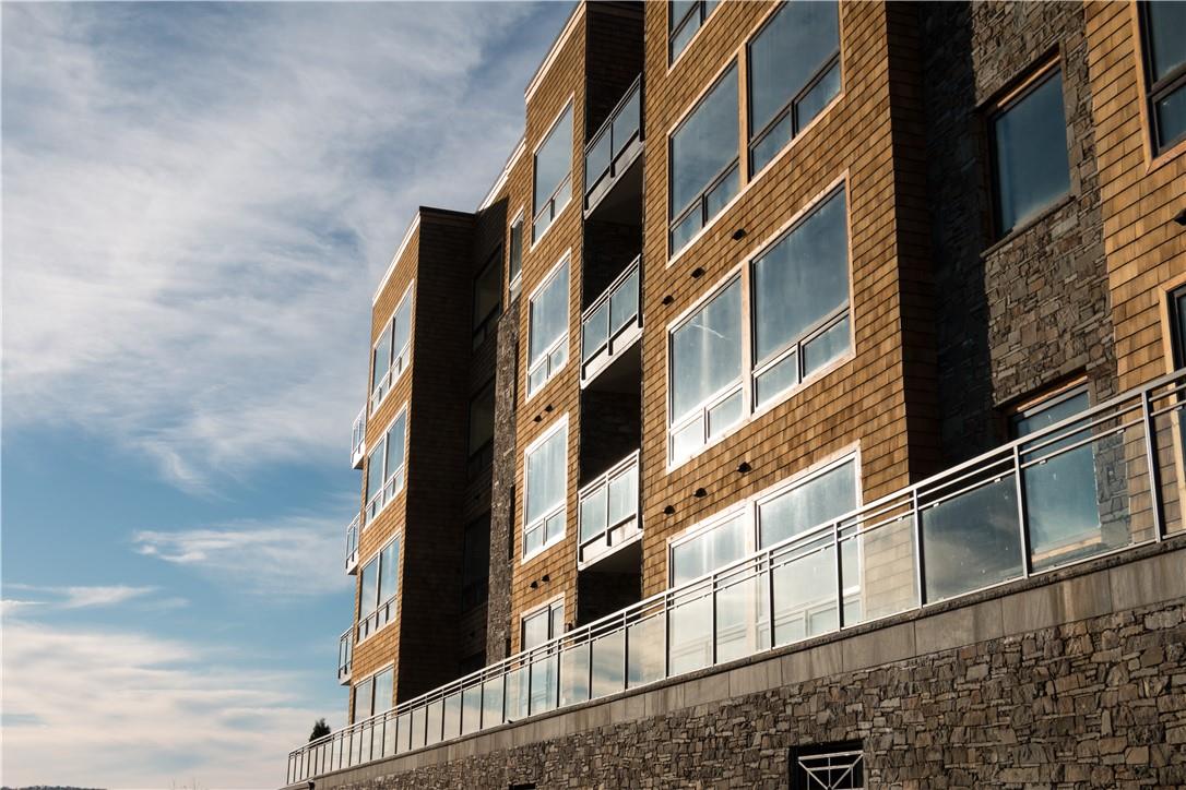 11 River Street Unit: 401