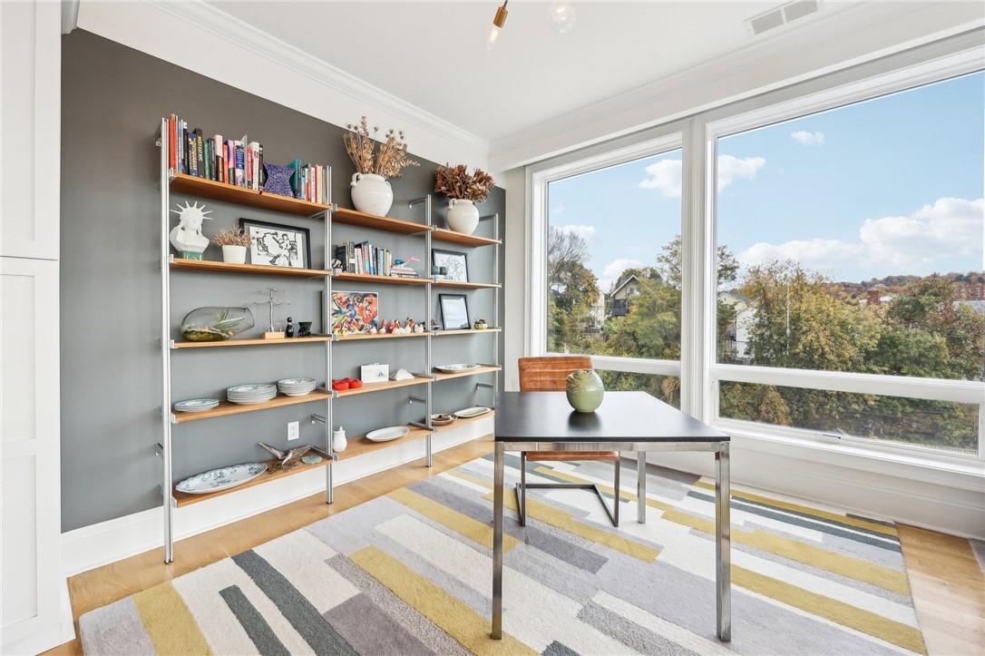 11 River Street Unit: 401