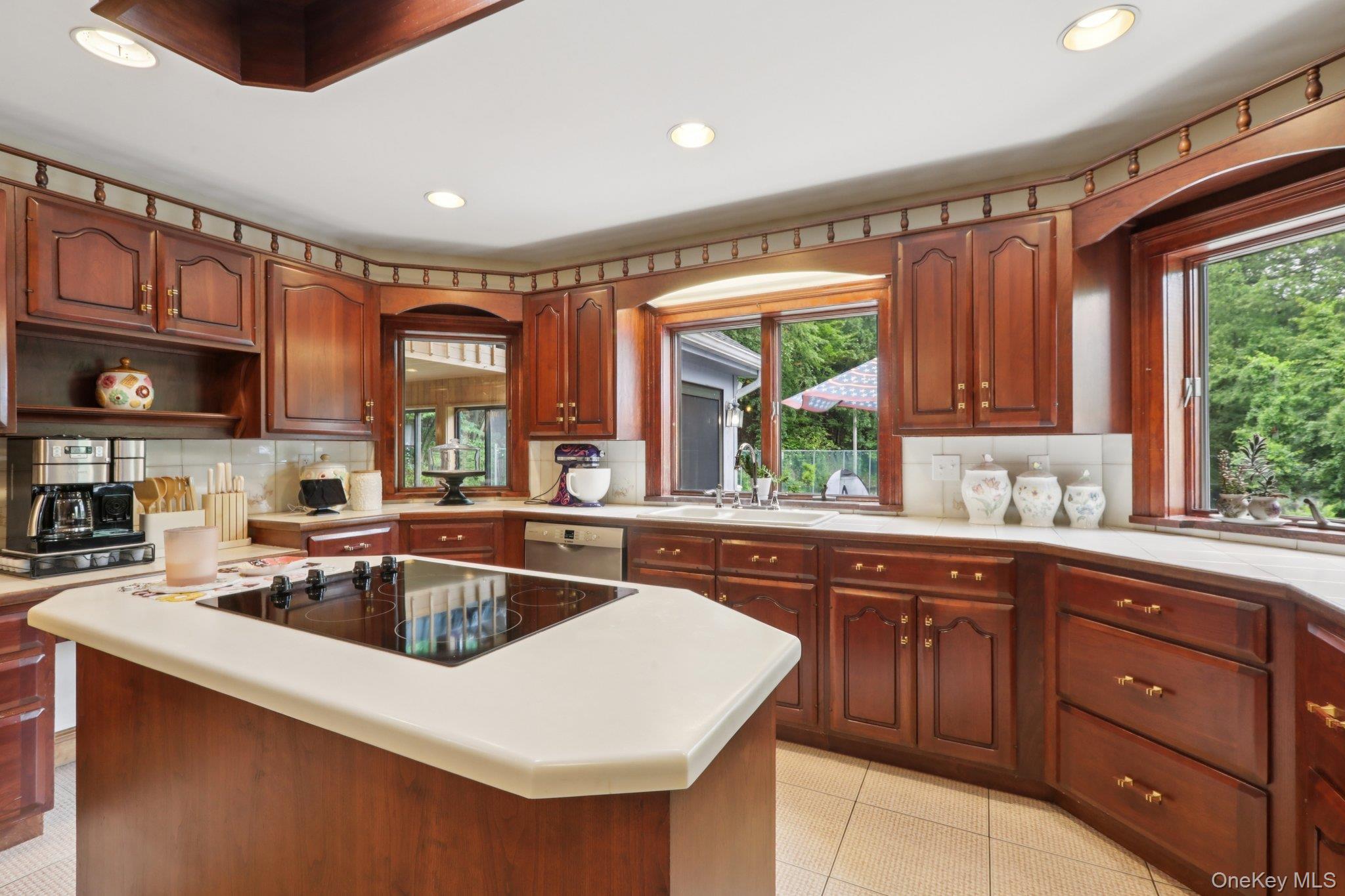 10 Mountain Brook Road
