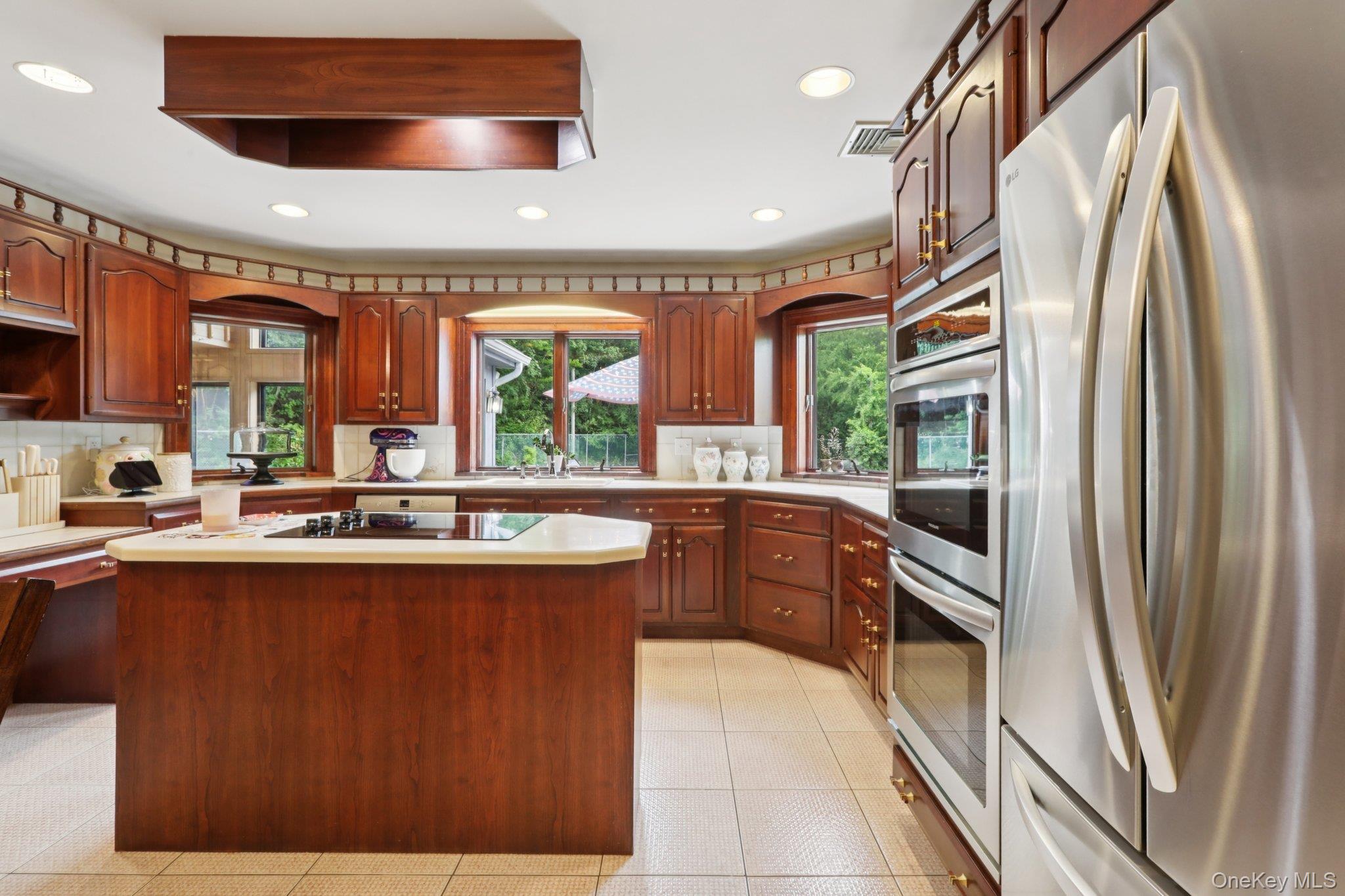10 Mountain Brook Road