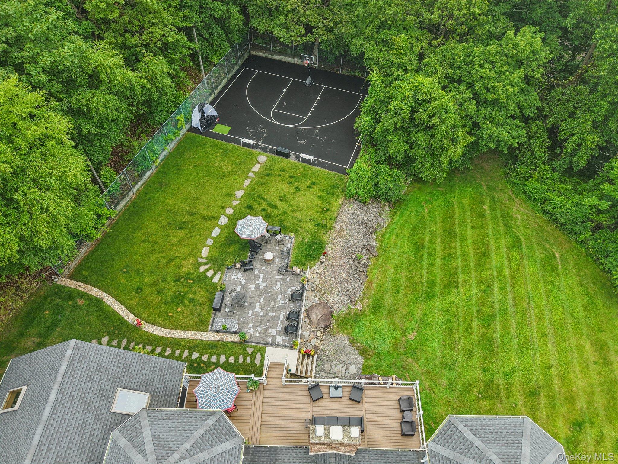 10 Mountain Brook Road