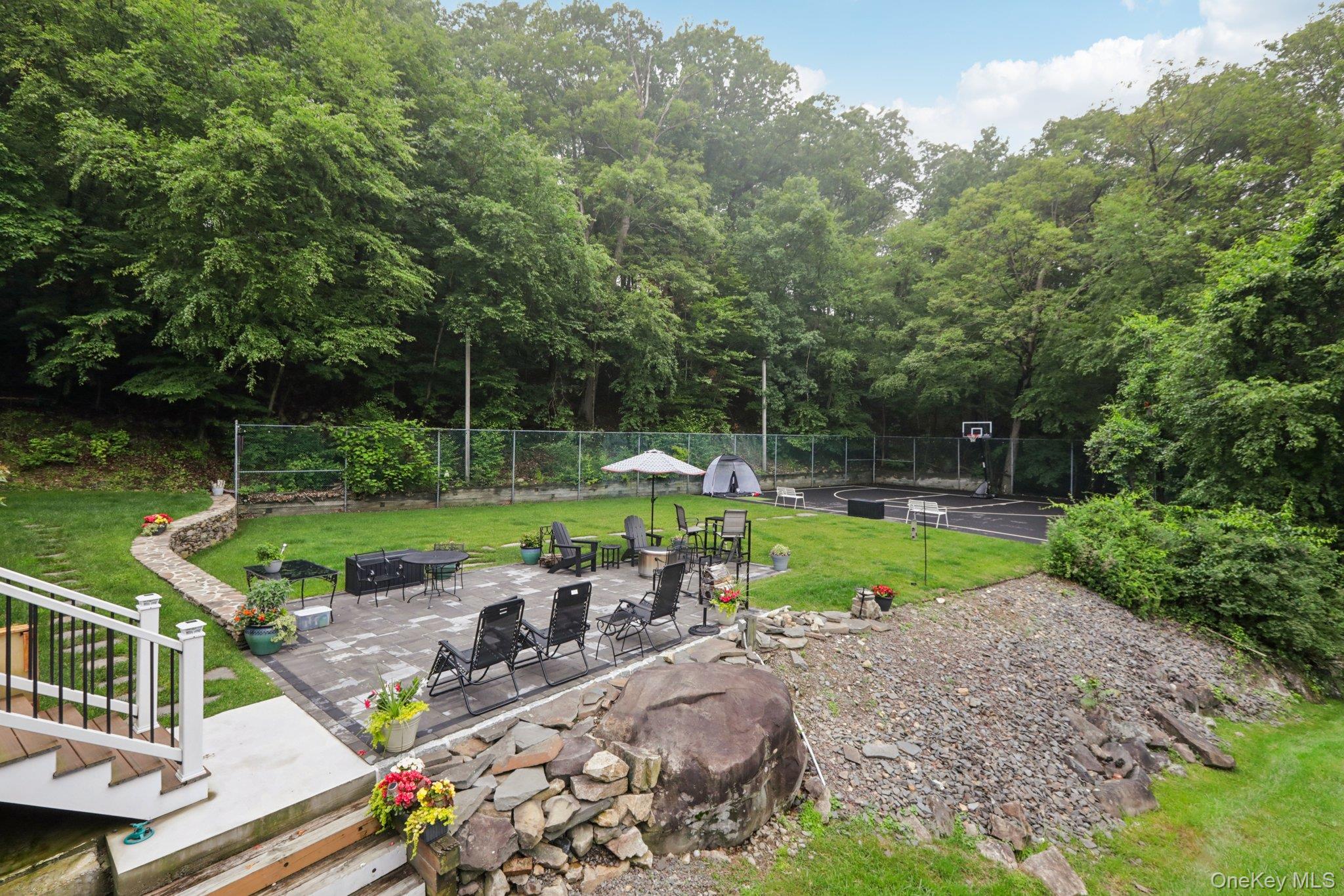 10 Mountain Brook Road