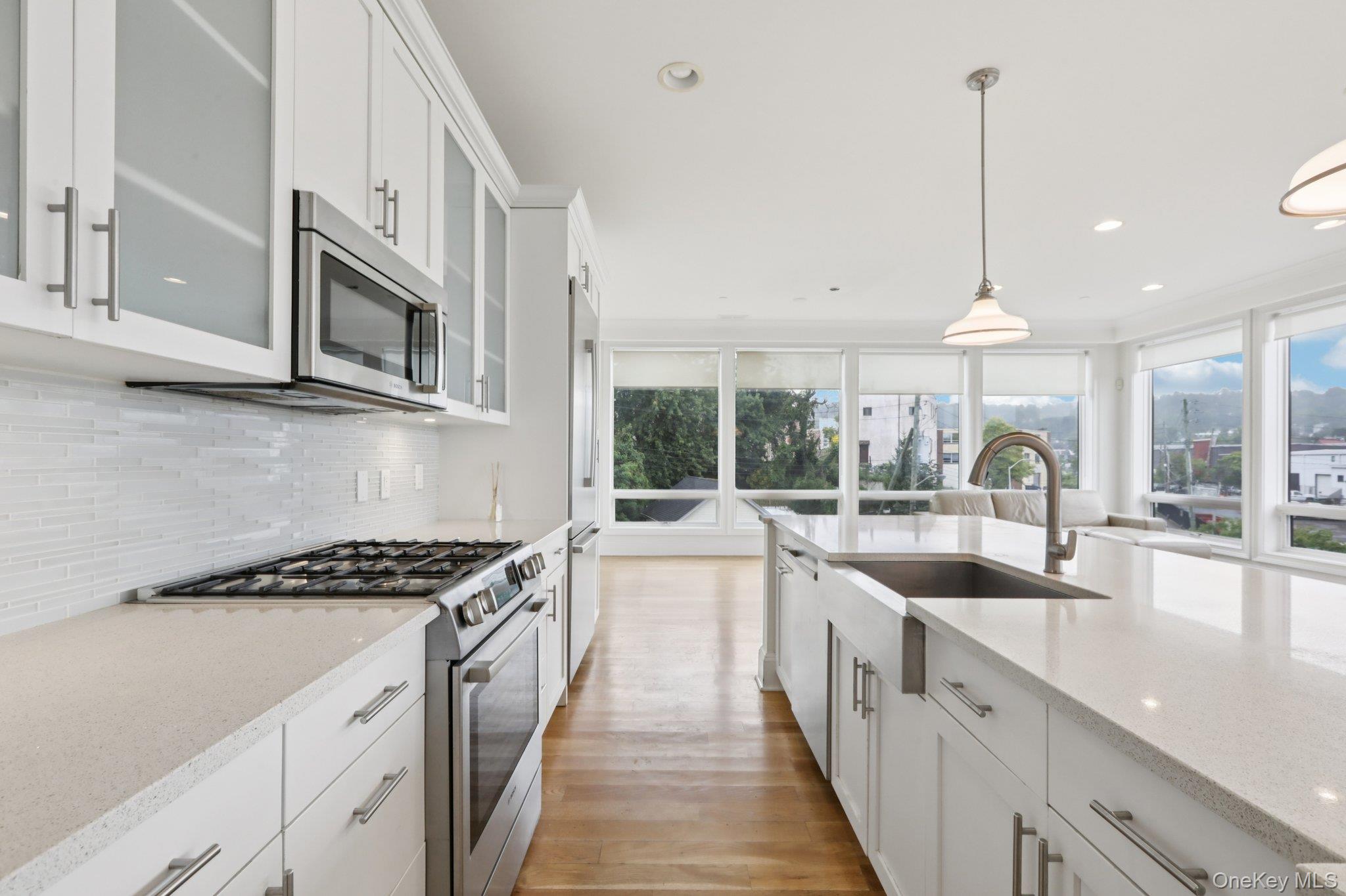11 River Street Unit: 201