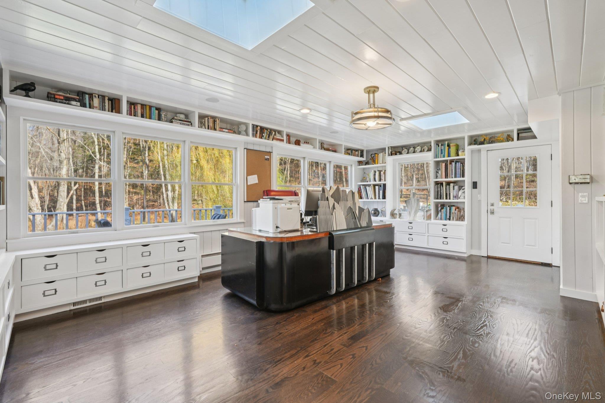 43 Meeting House Road