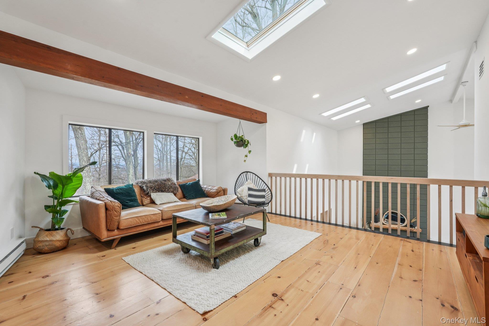 4 Mountain Brook Road