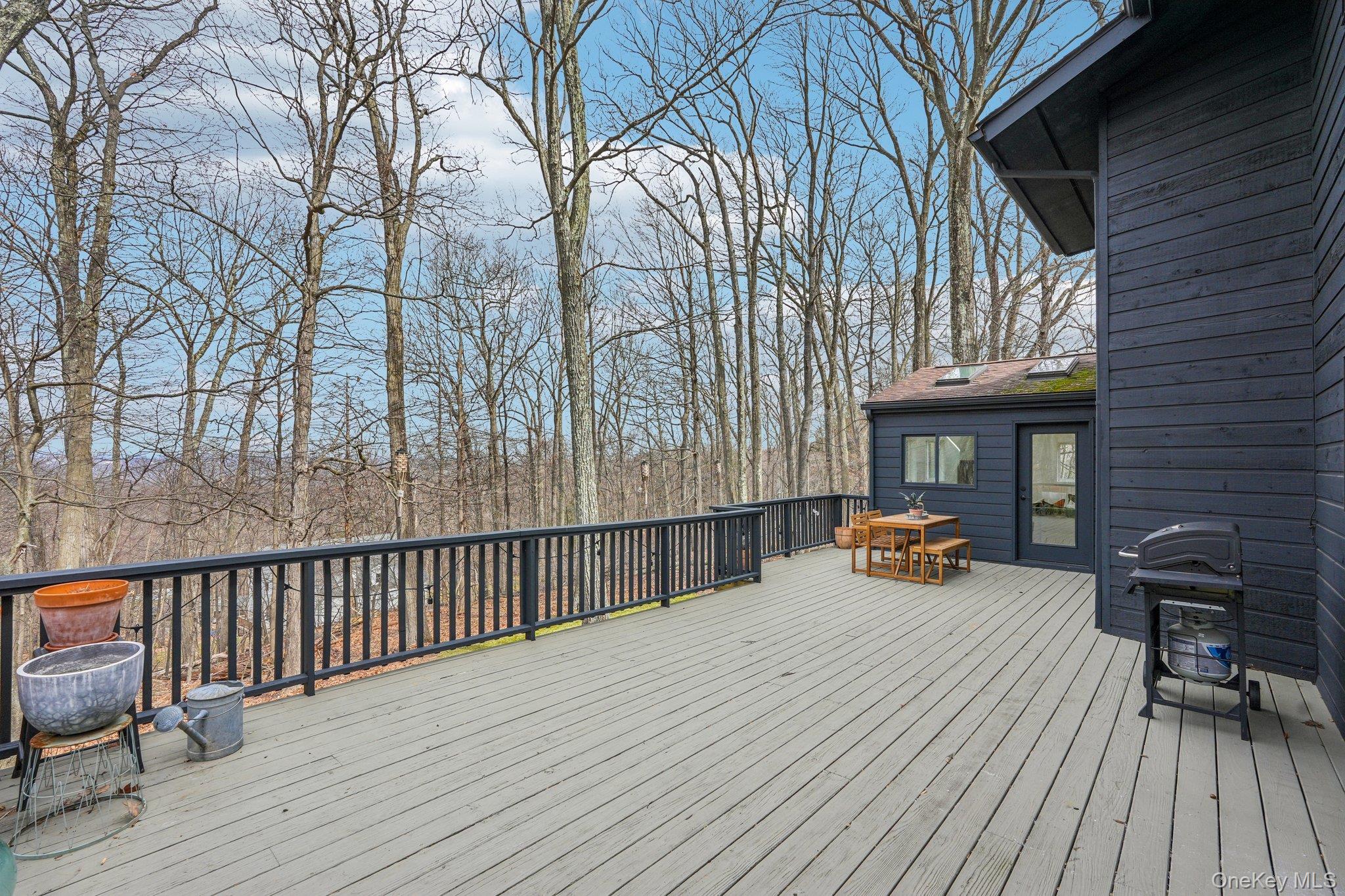 4 Mountain Brook Road