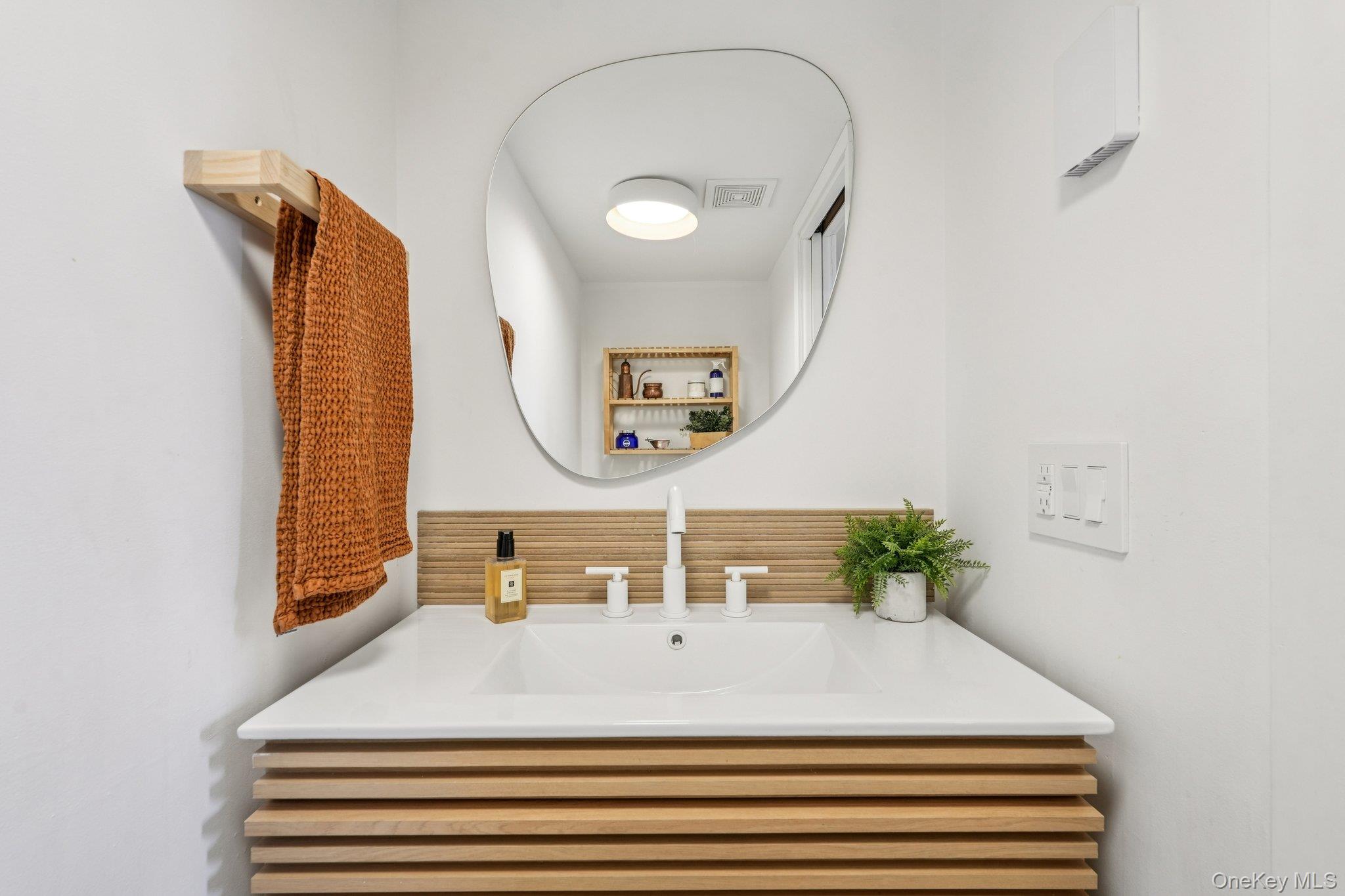 4 Mountain Brook Road