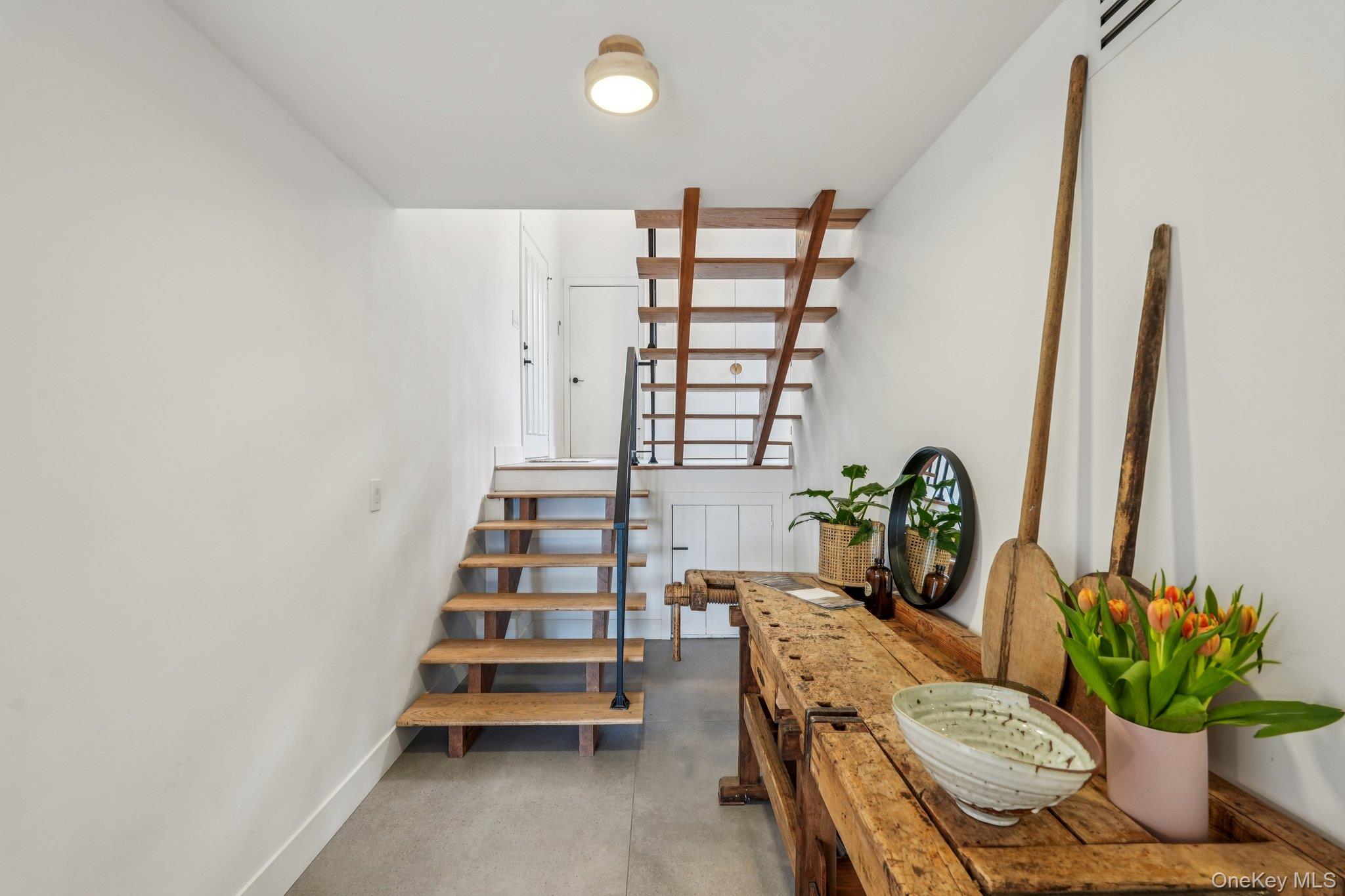 4 Mountain Brook Road