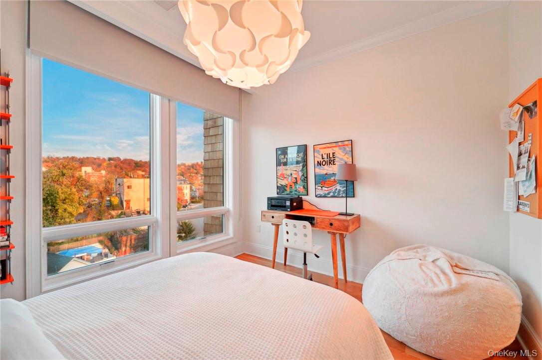 11 River Street # 401