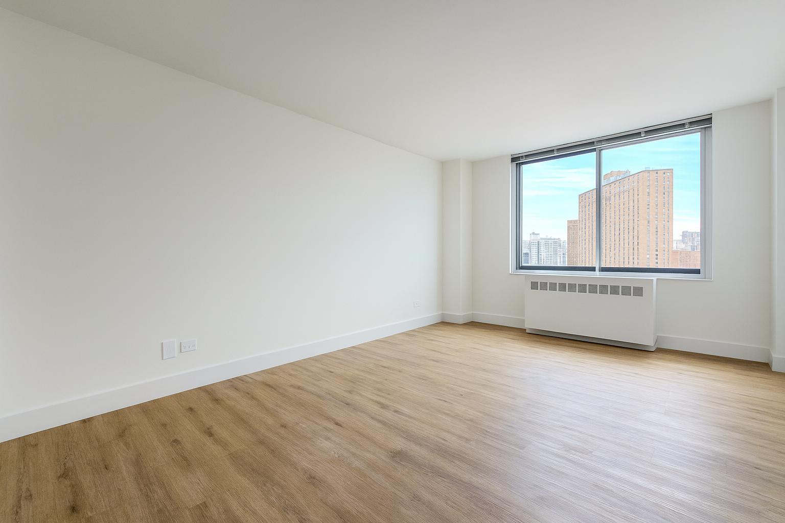1735 York Avenue 12G