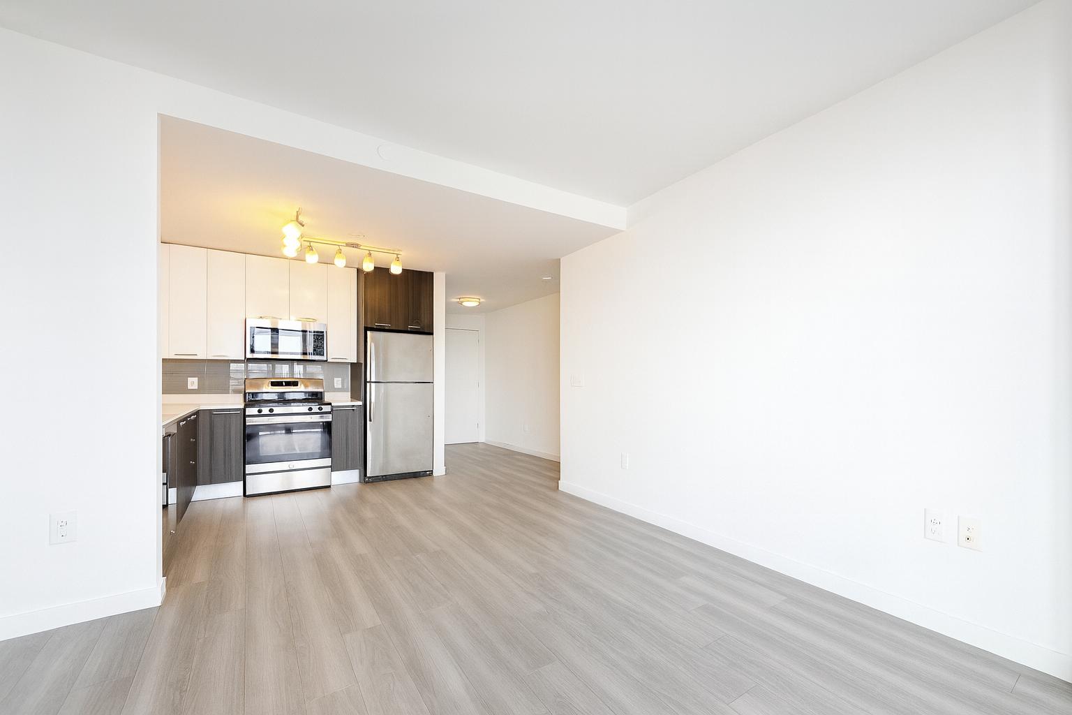 1524 Sheepshead Bay Road 6L