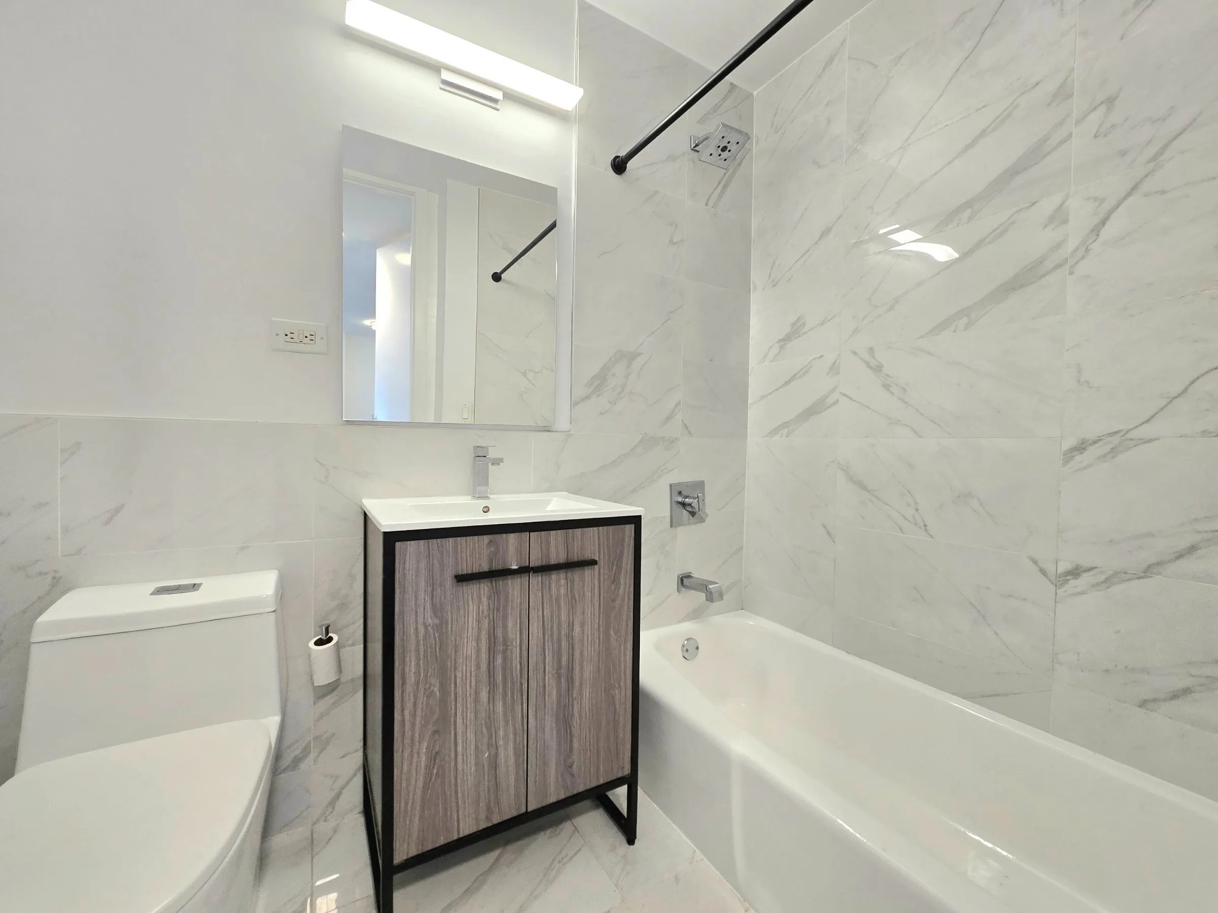 1735 York Avenue 24E