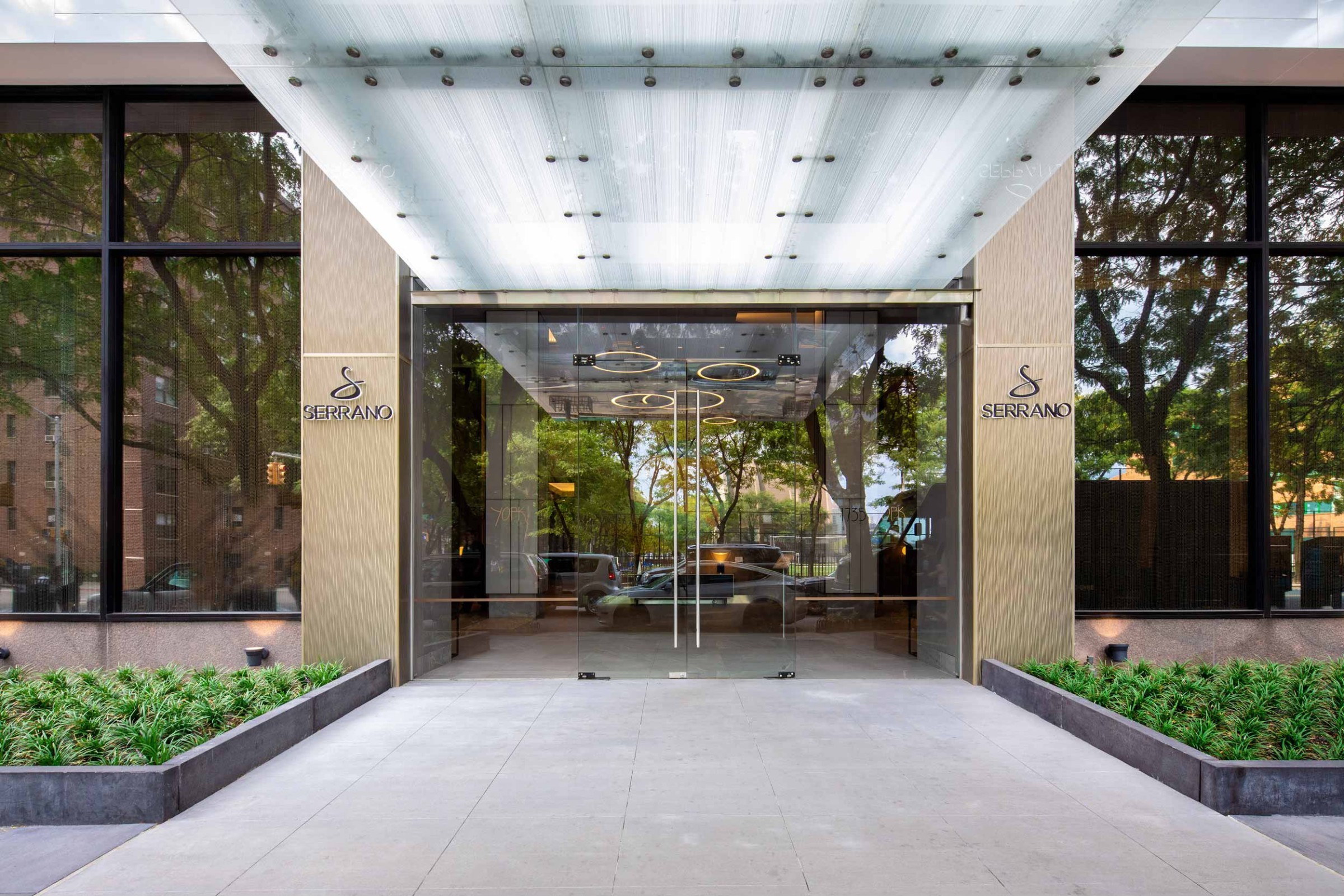 1735 York Avenue 24E