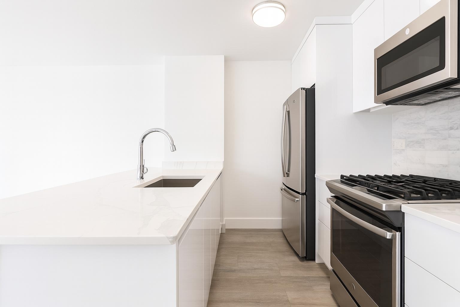 1735 York Avenue 17F