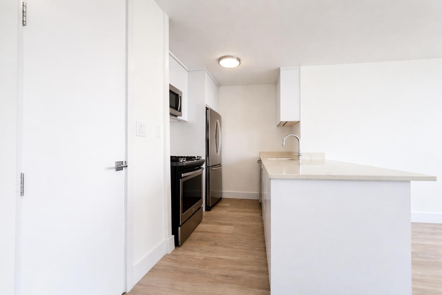 1735 York Avenue 19H