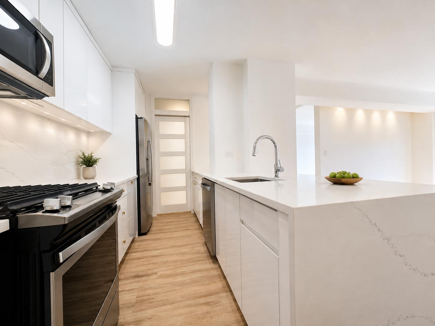 1735 York Avenue 12DE