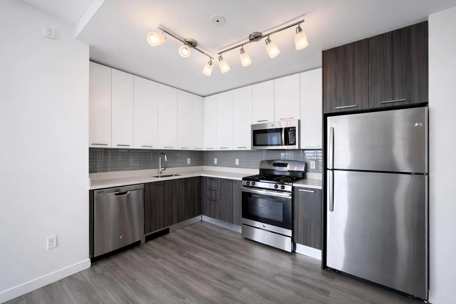 1524 Sheepshead Bay Road 11E