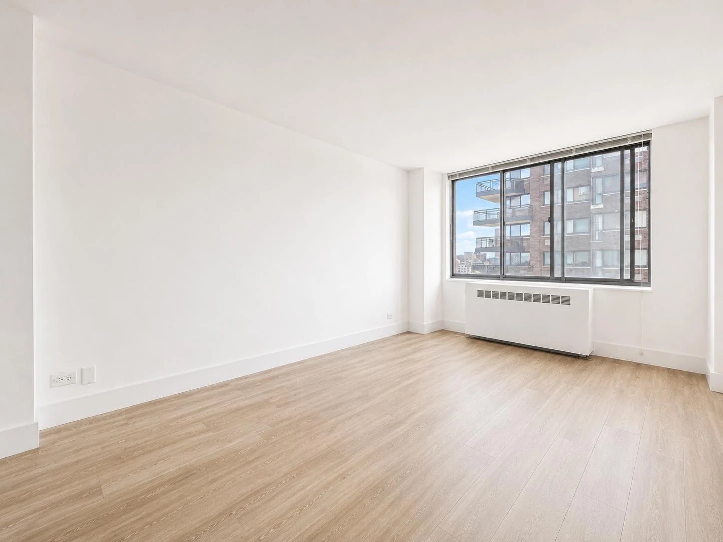 1735 York Avenue 33D