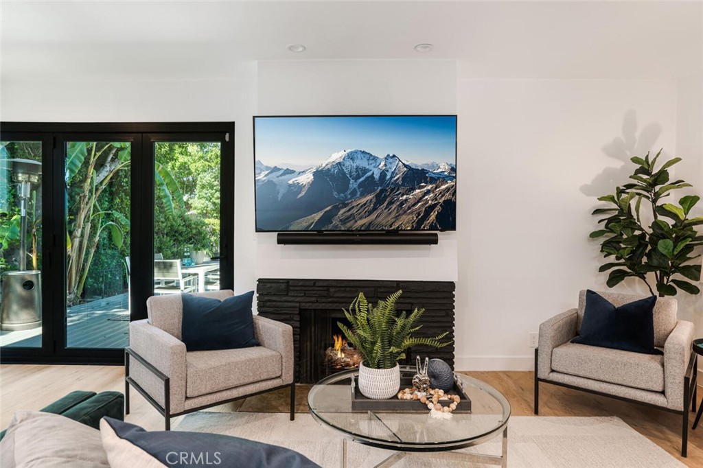 5450 Columbus Avenue