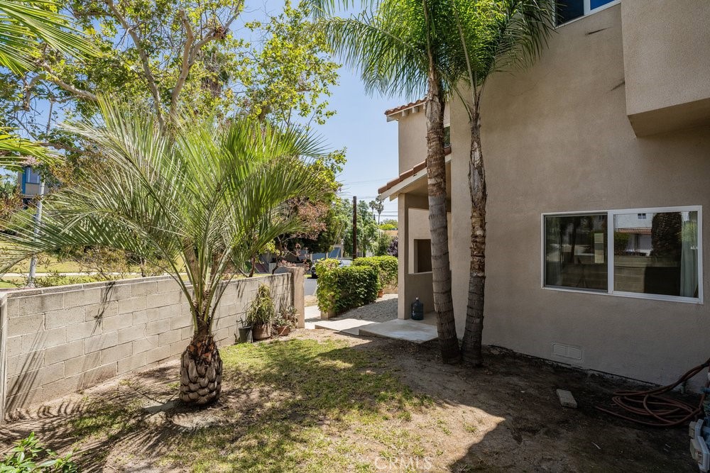 1100 S Highland