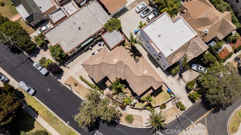 1100 S Highland