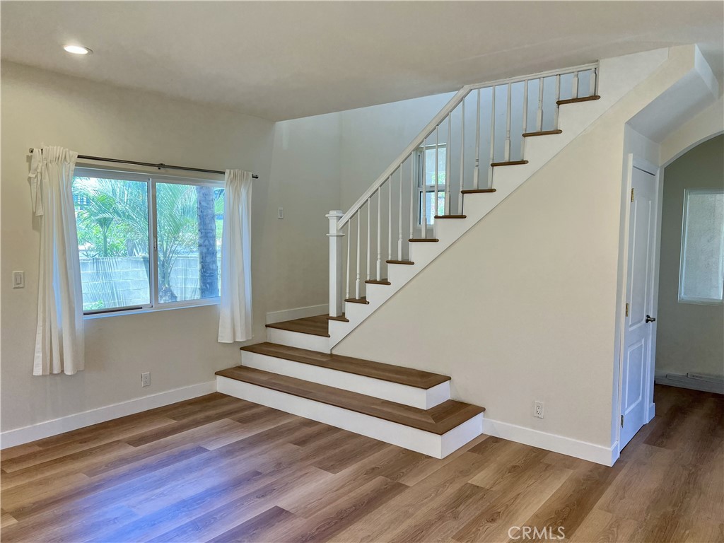 1100 S Highland