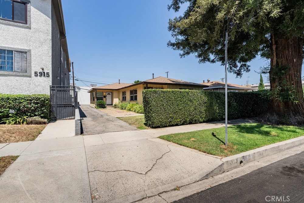 5919 Cedros