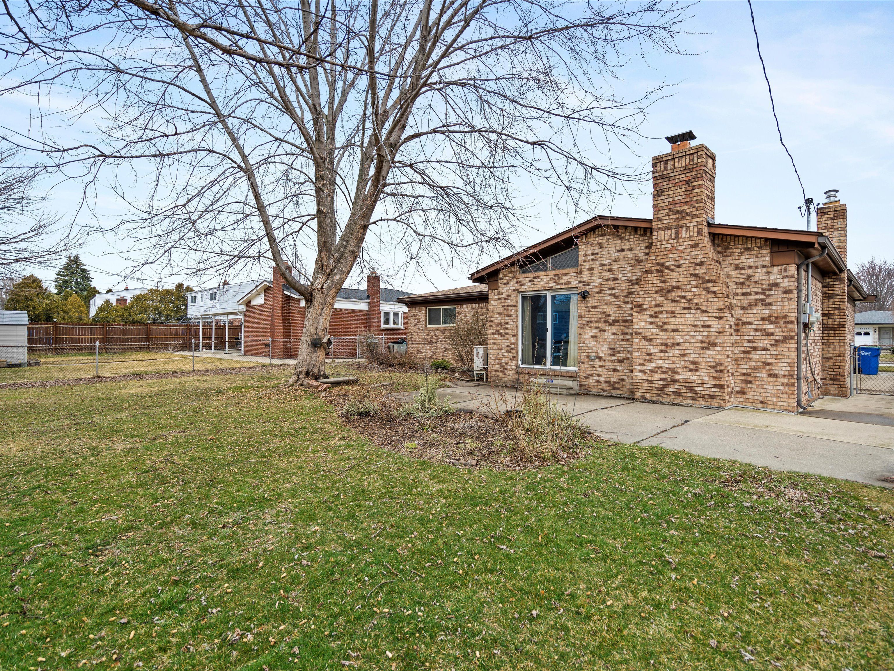 32711 RUGBY Drive