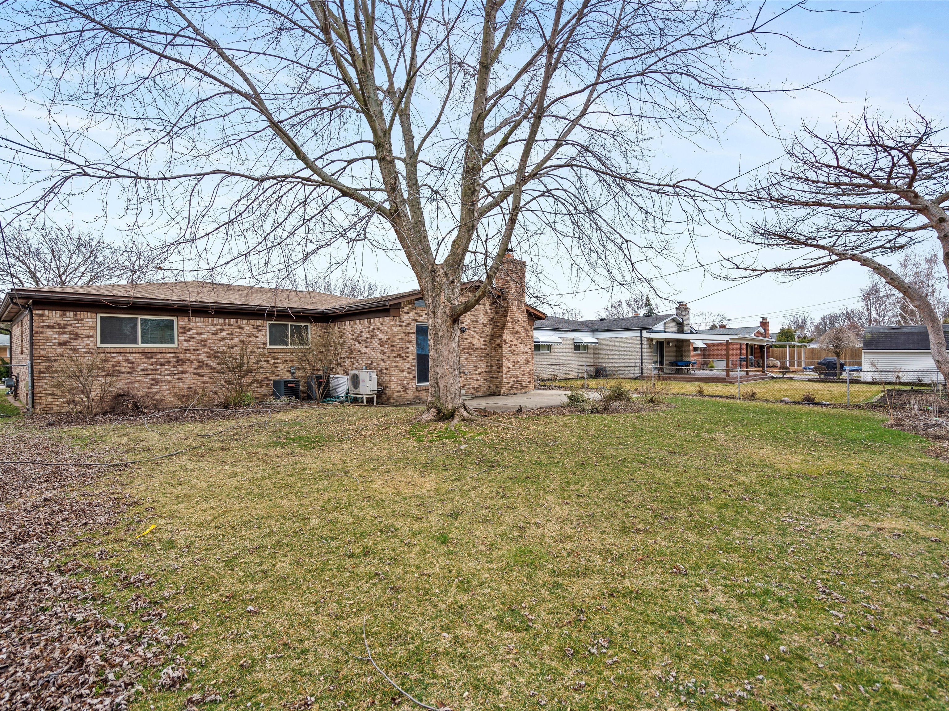 32711 RUGBY Drive