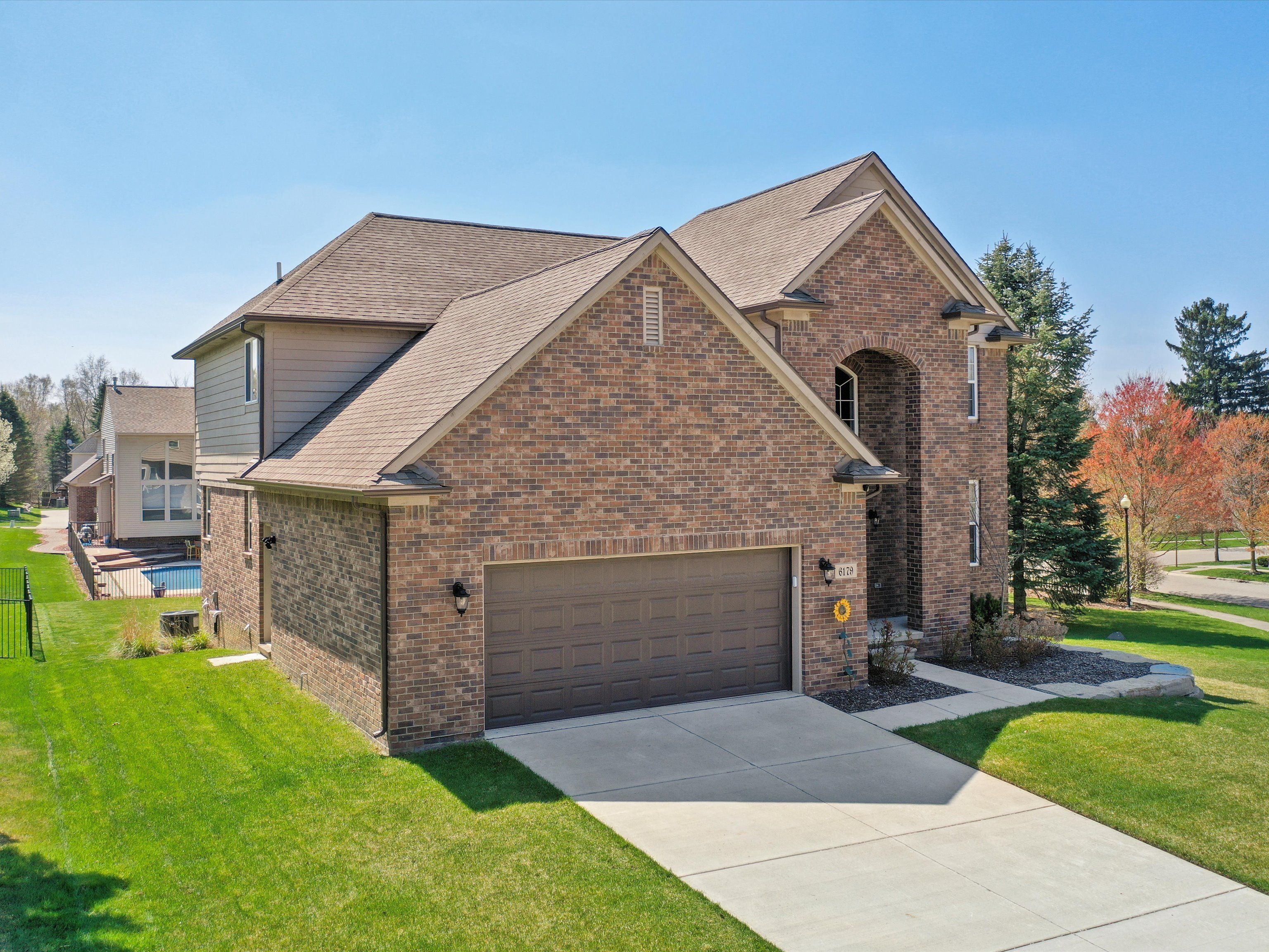 6179 FOXFIRE Circle