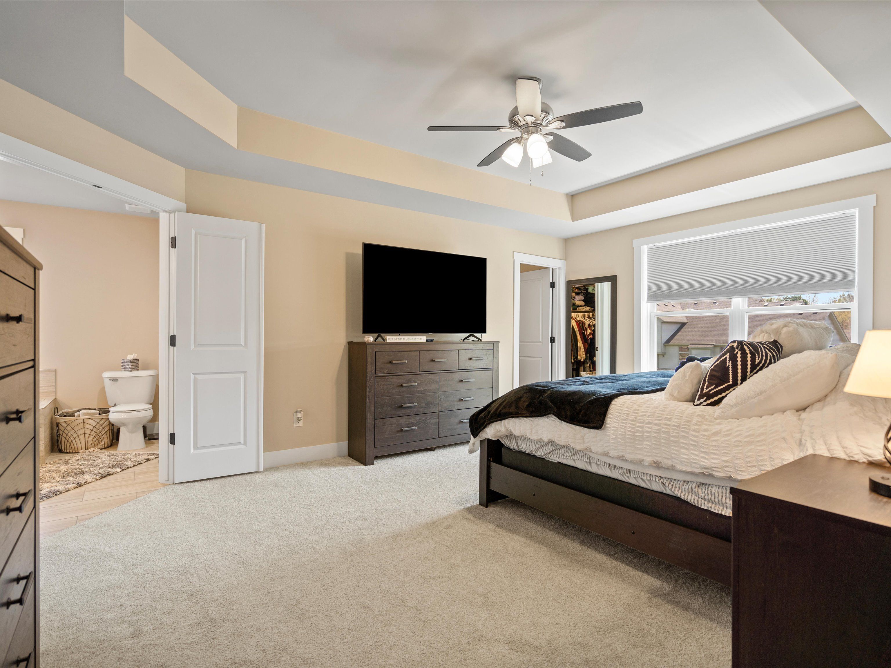 6179 FOXFIRE Circle