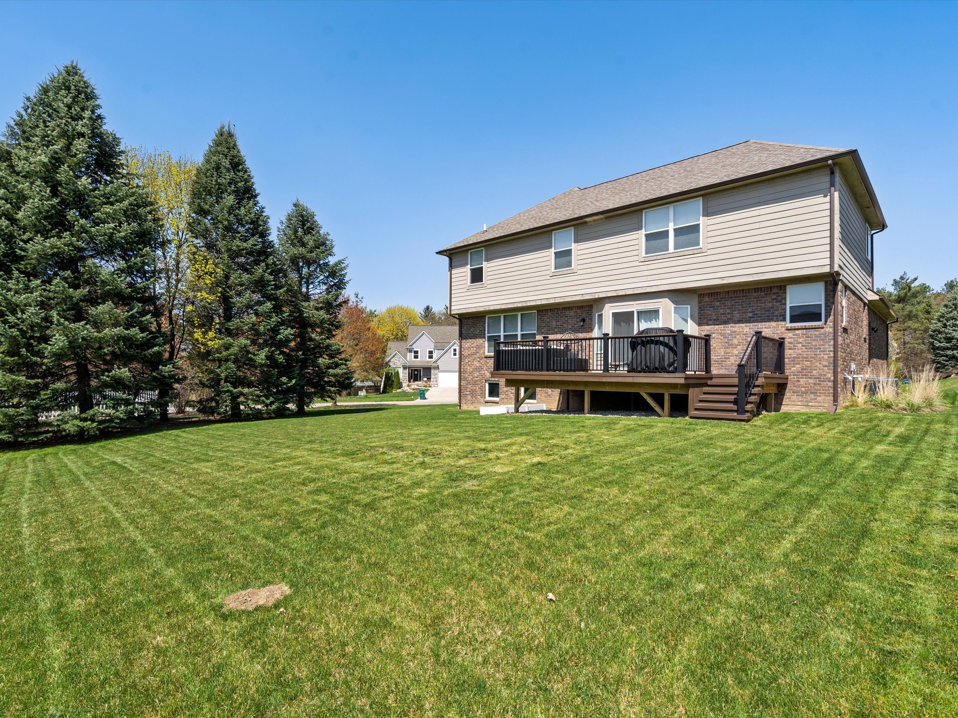 6179 FOXFIRE Circle
