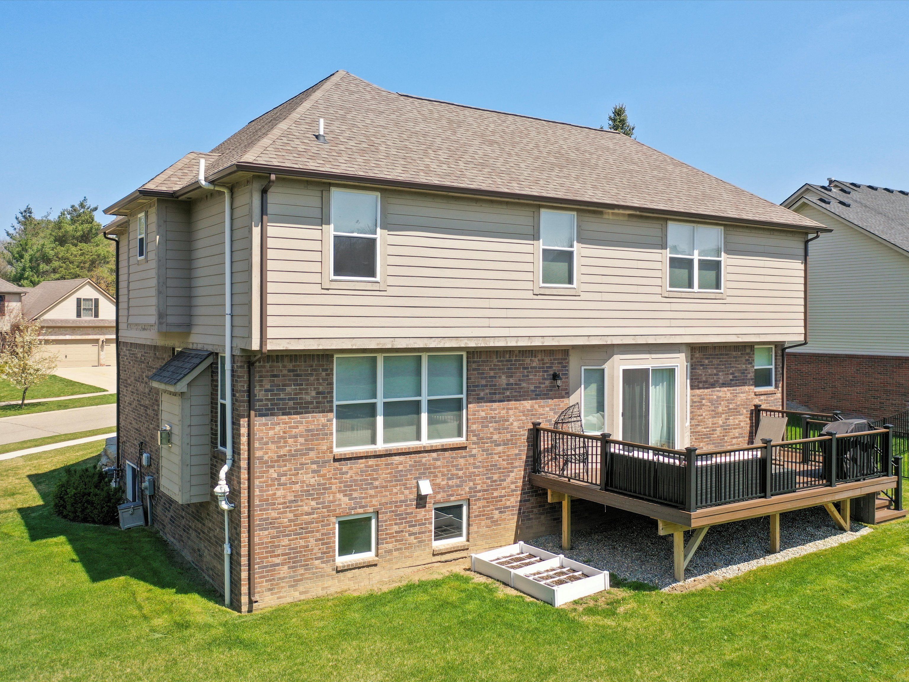 6179 FOXFIRE Circle