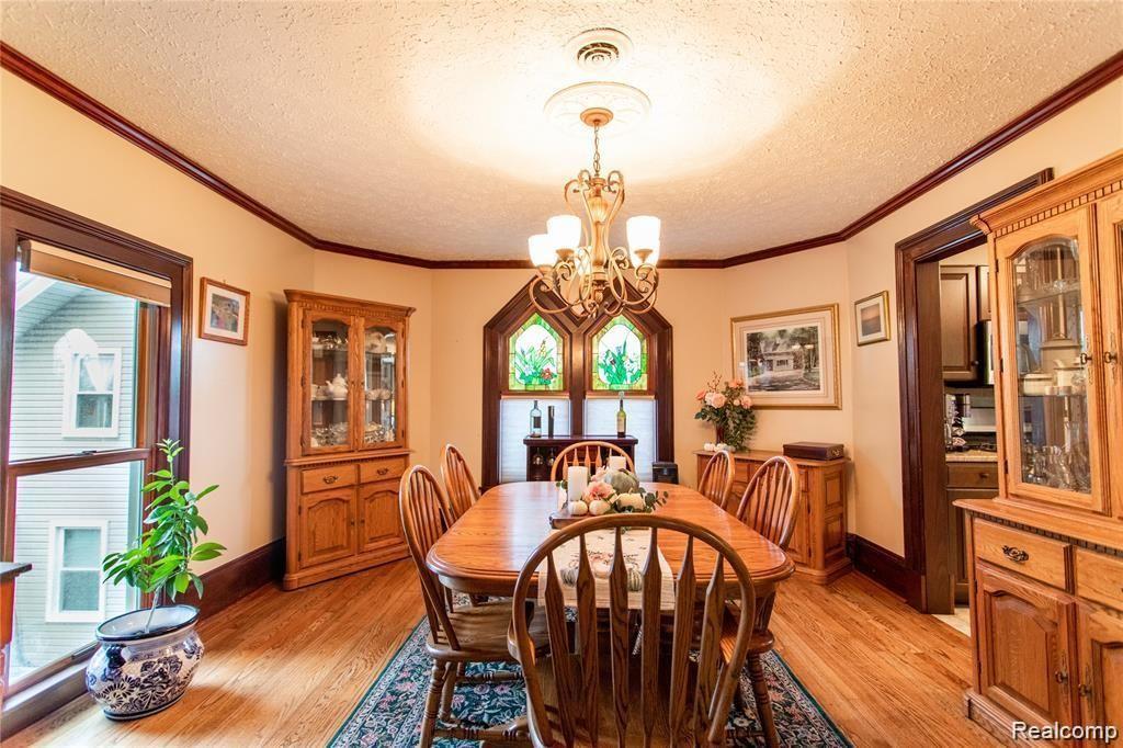 302 W UNIVERSITY Drive