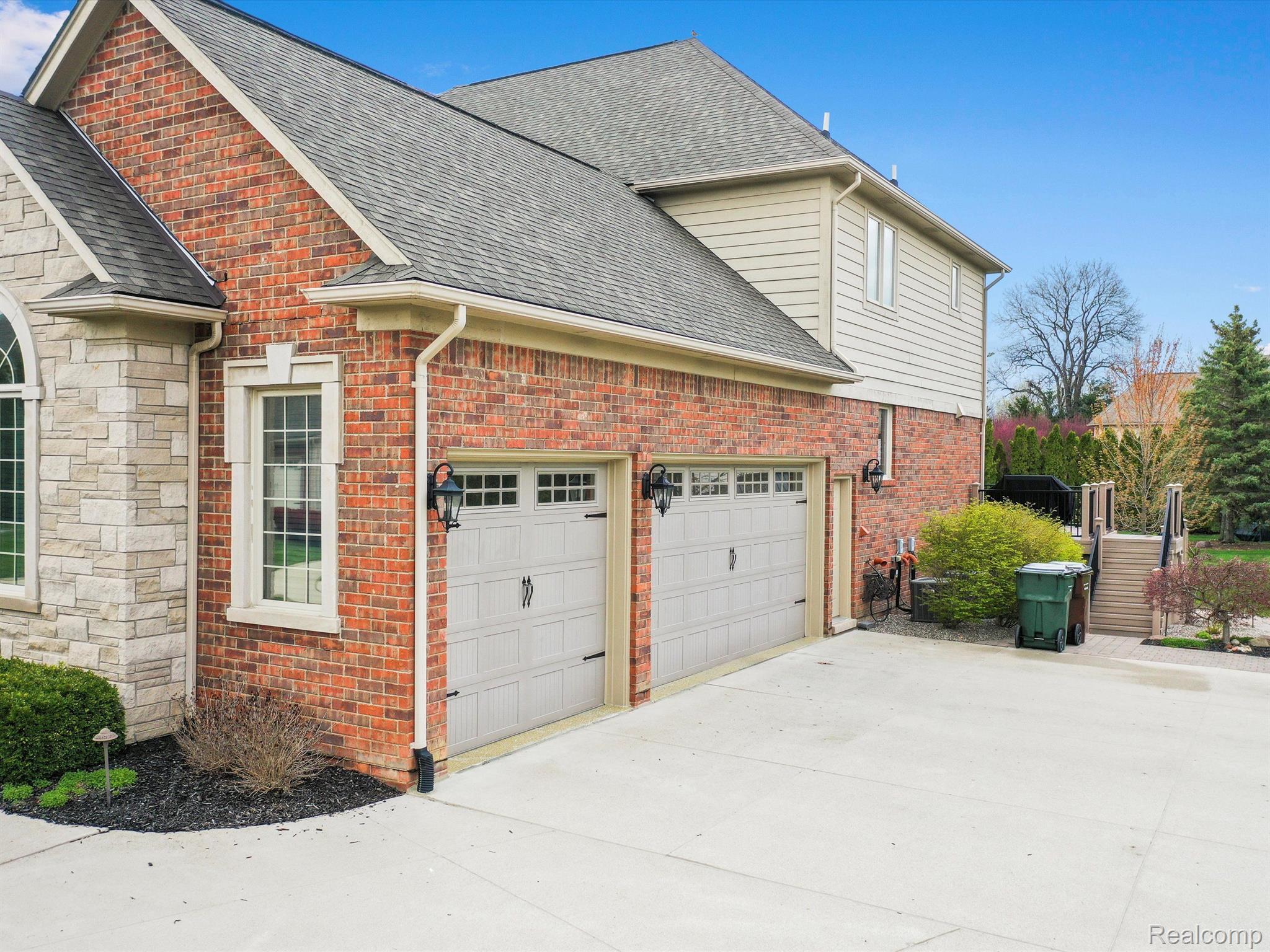 2071 CARRIER Court
